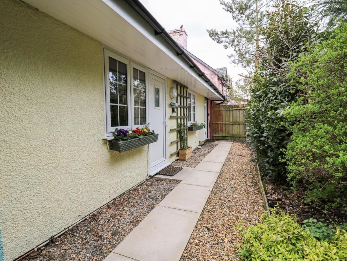 Primrose Cottage Лландриндод-Уэлс Экстерьер фото